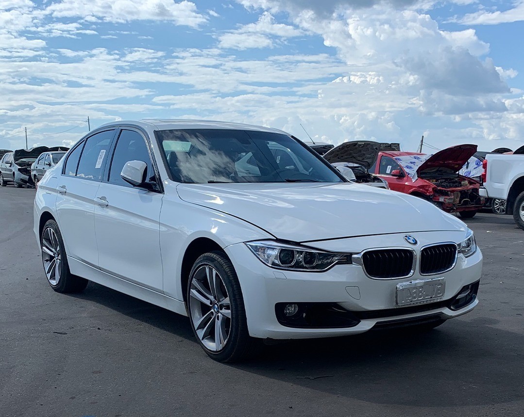LOTE 02  BMW 328I ACTIVE FLEX 2014/2015