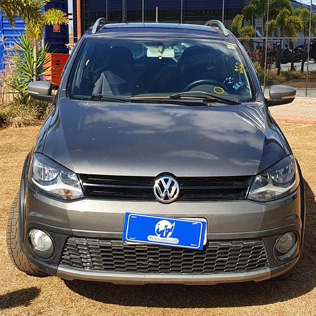 LOTE 35 VW/CROSSFOX GLL