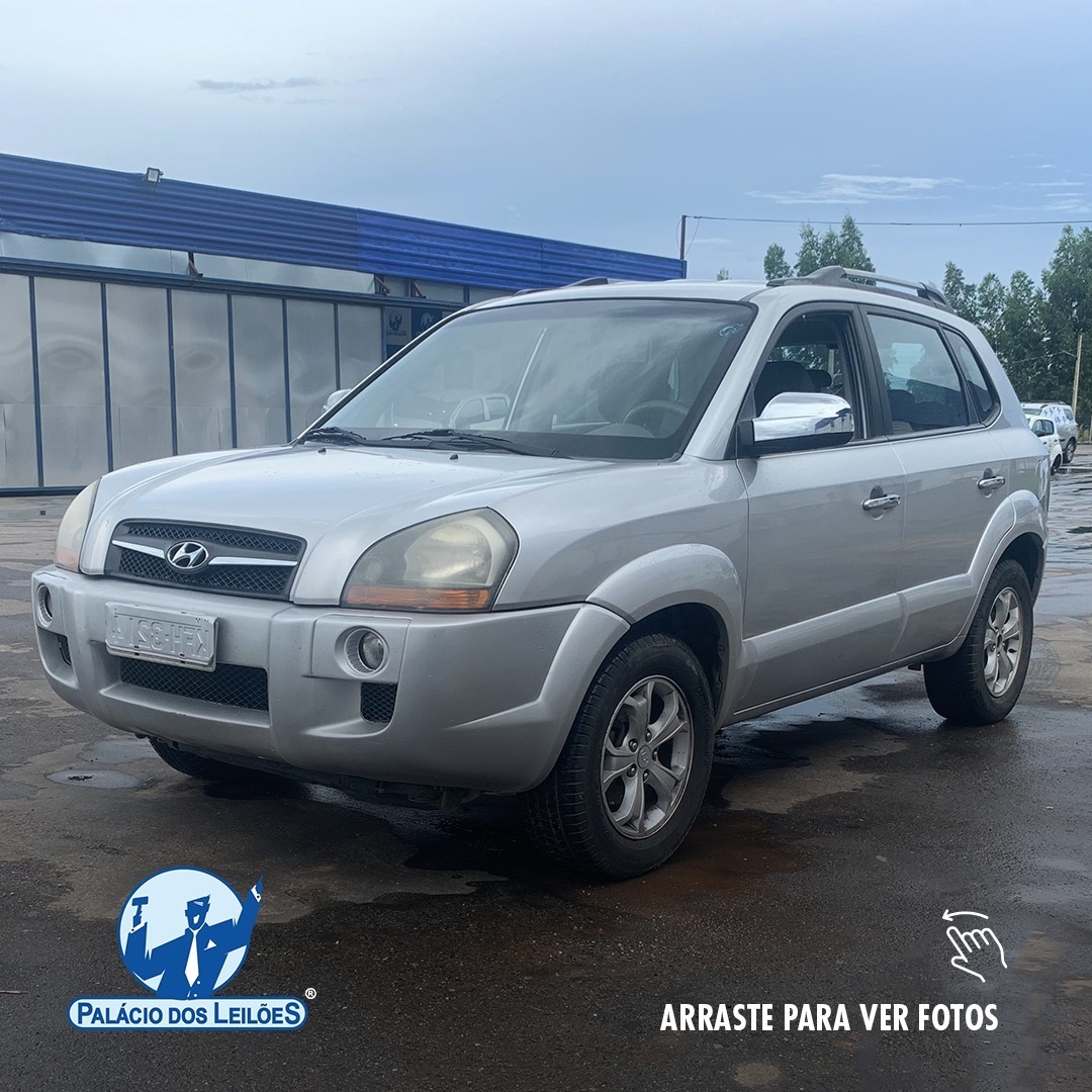 LOTE 33 HYUNDAI TUCSON GL 2.0 L
