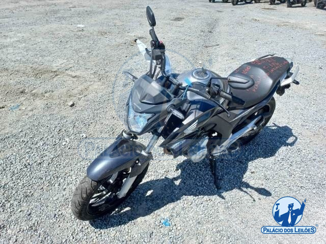 LOTE 09 HONDA CB250F 2019/2020 
