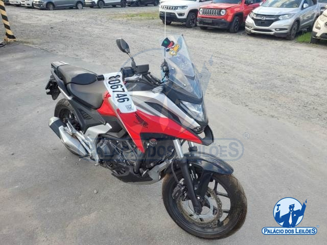 LOTE 28 HONDA NC 750X 2022/2022 GASOLINA