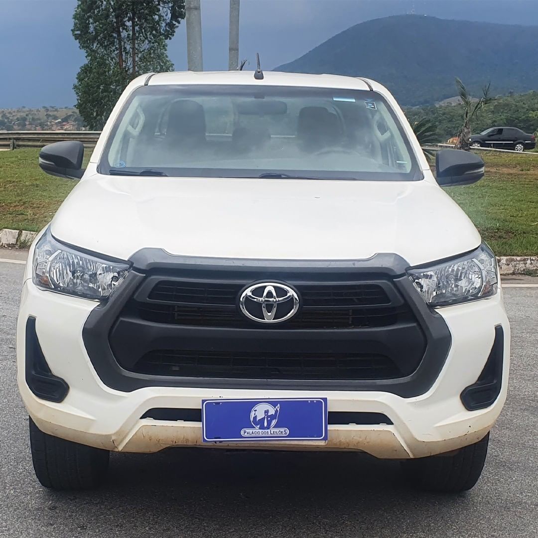 LOTE 23 TOYOTA HILUX CDLOWM4FD
