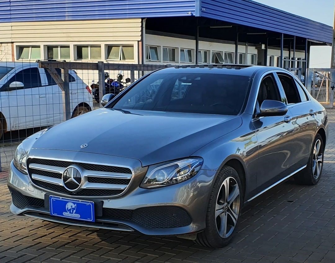 LOTE 06 MERCEDES-BENZ E-250